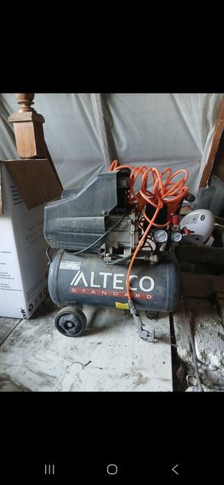 Продам компрессор 25л