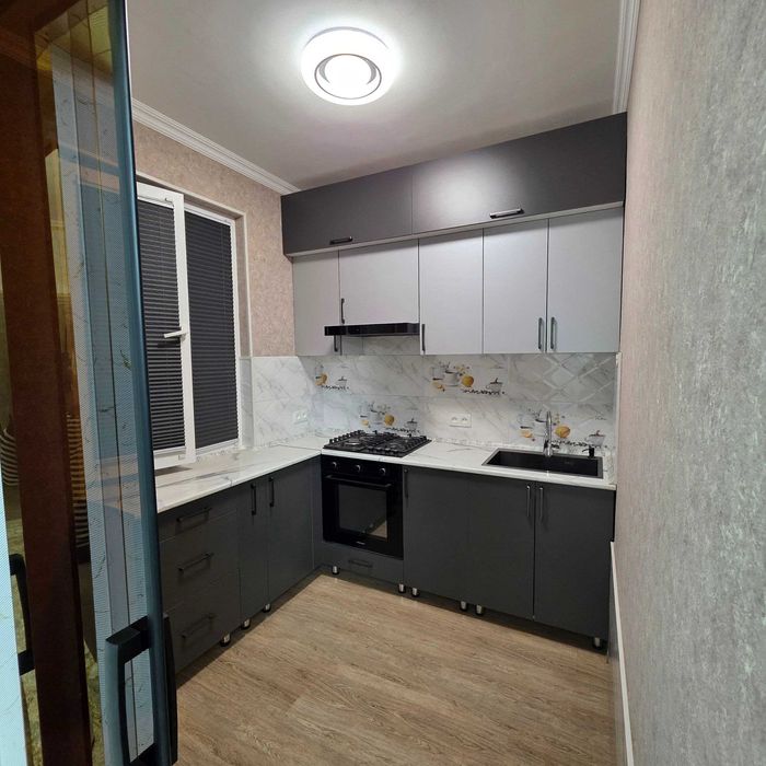 Чиланзар Торговый центр 3-кв, 3/2/4, евроремонт, с мебелью и техникой