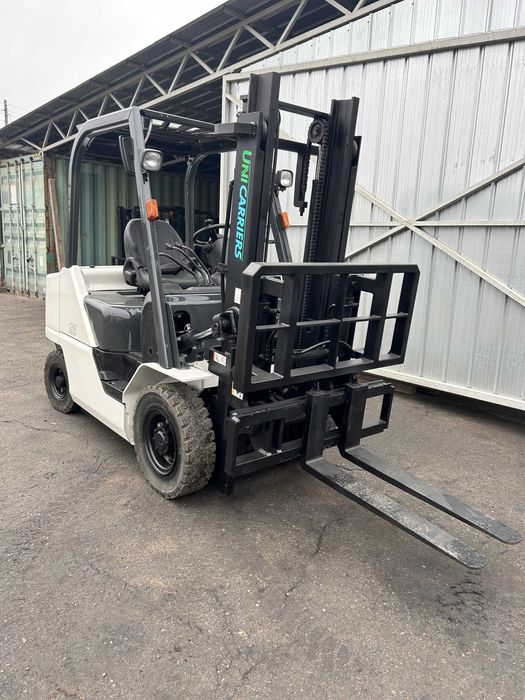 Продам вилочный погрузчик (кара)