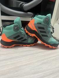 Ghete Adidas Terrex