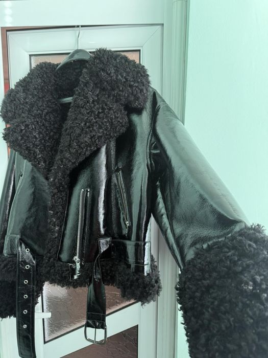 Яке Бенетон-естествен лак