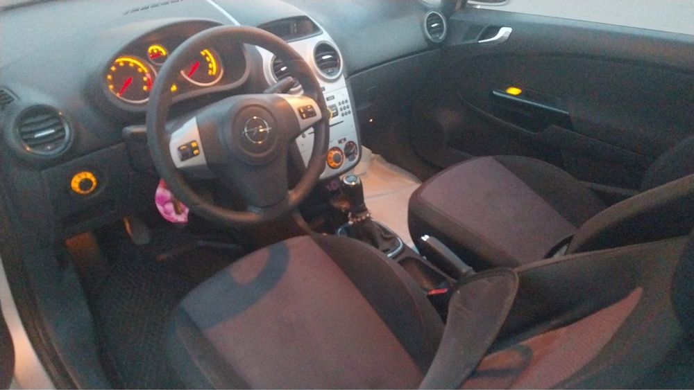 Opel Corsa D coupe