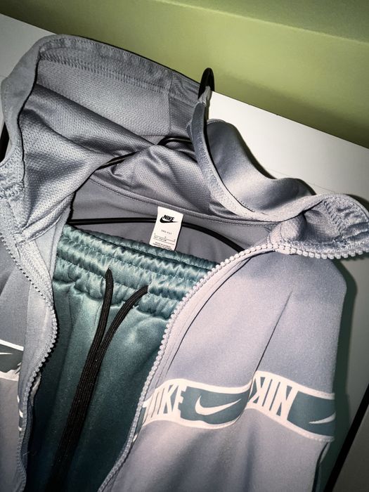 Екип Nike L размер