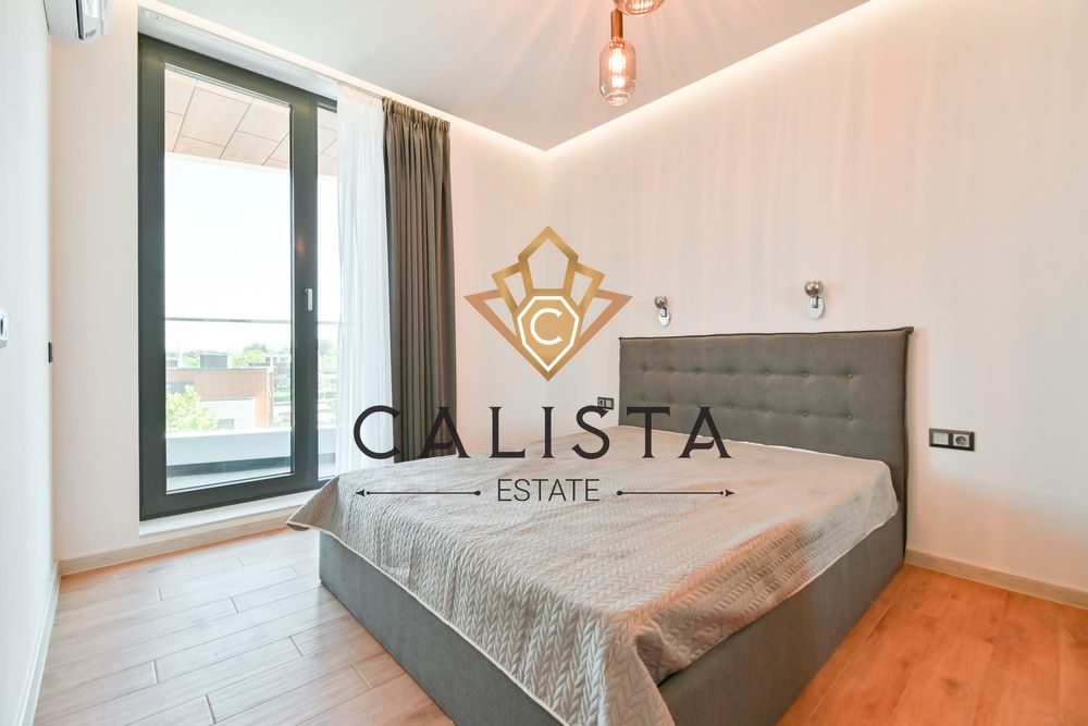 Тристаен апартамент за продажба в ж.к. Кръстова вада, 2097592