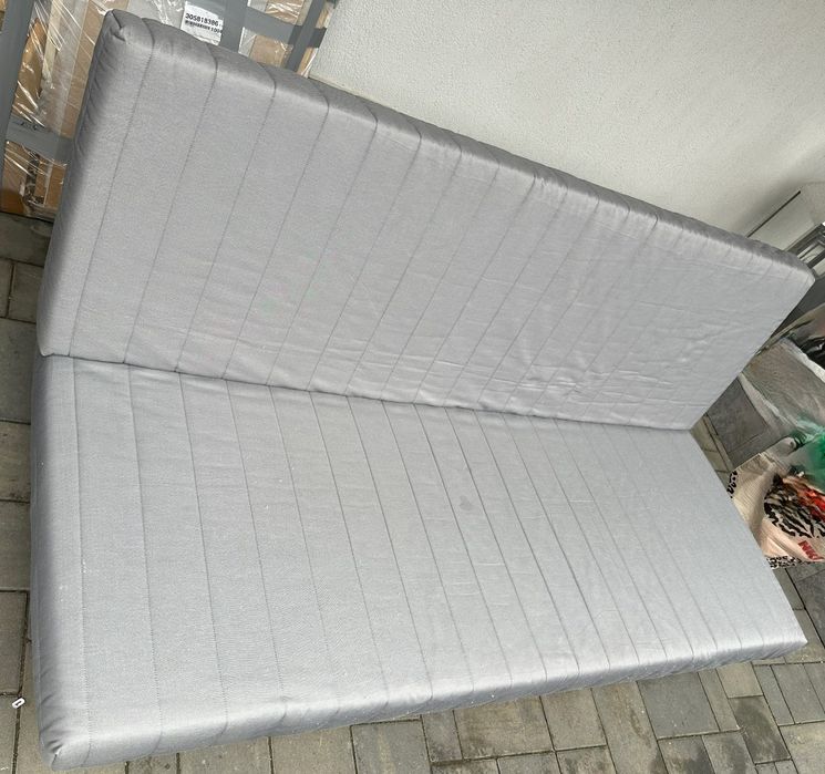 Canapea extensibila IKEA