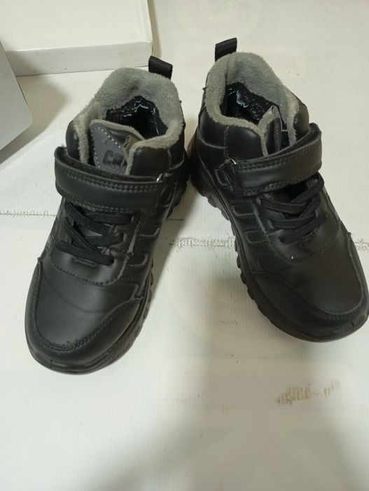 Кроссовки теплые