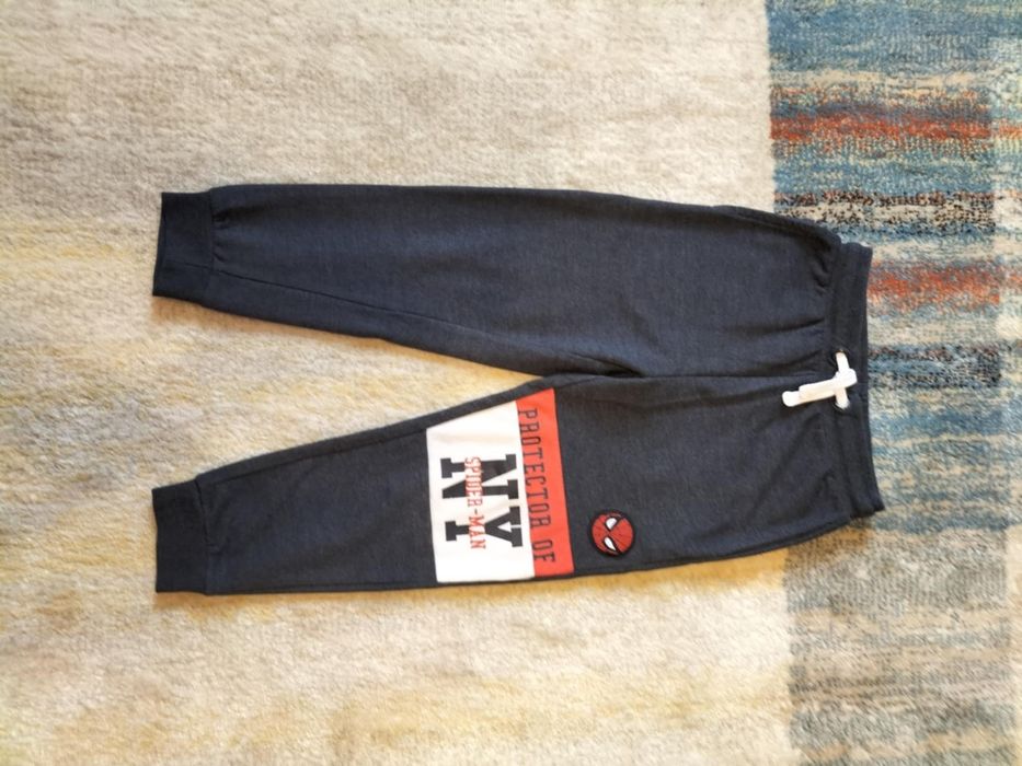 Lot 4 pantaloni trening marimea 110