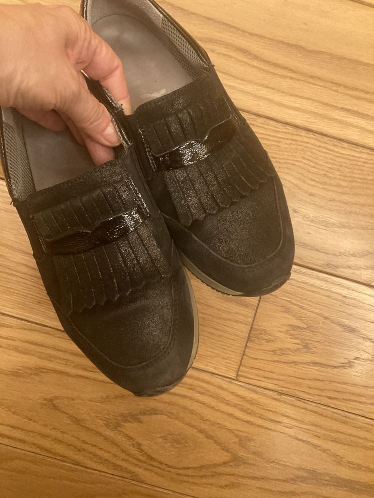 Fila, Pepe jeans ARA, Scechers