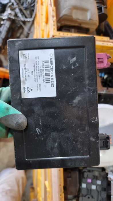receiver tv tuner antena satelit A2048705490 Mercedes CLS C W219 W204