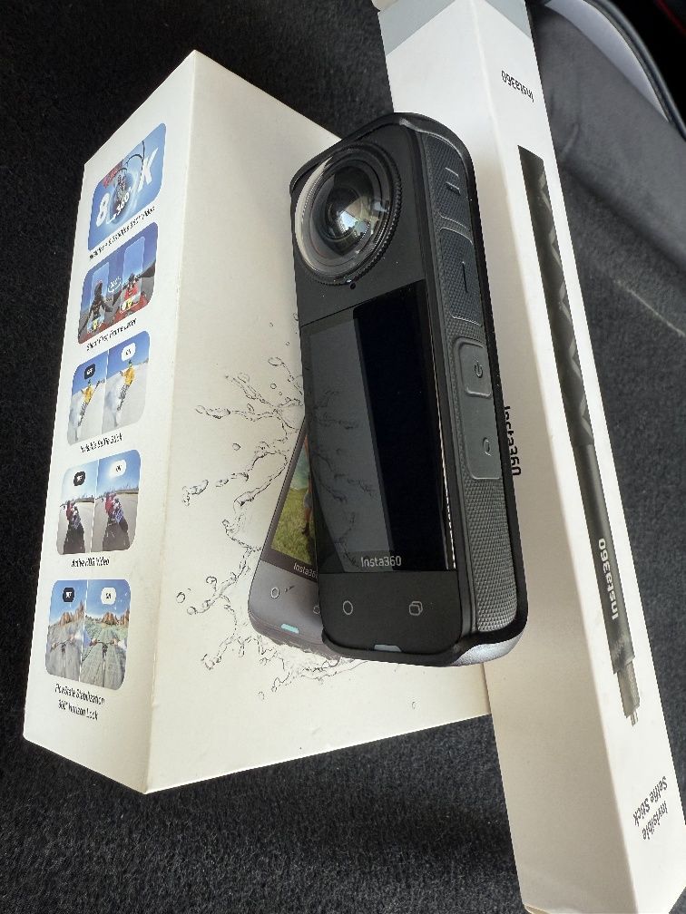 Camera Insta 360