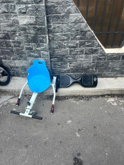 Vand 3 biciclete si un hoverboard