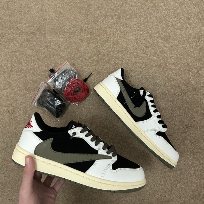 Jordan 1 Low x Travis Scott Olive – mărimea 40.5 | noi+sireturi extra