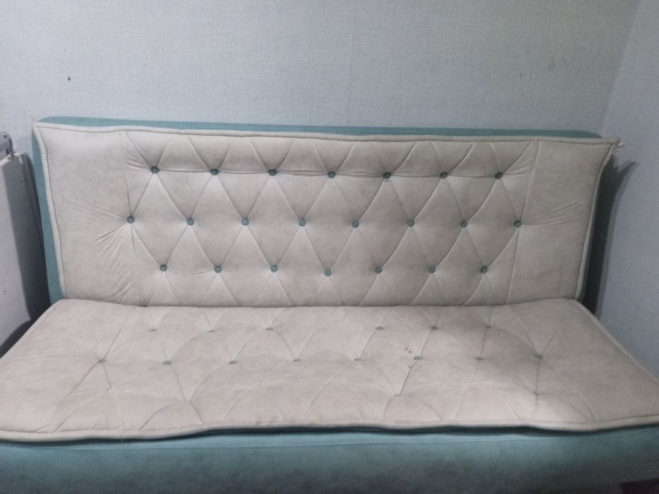 Мягкая мебель для гостиной