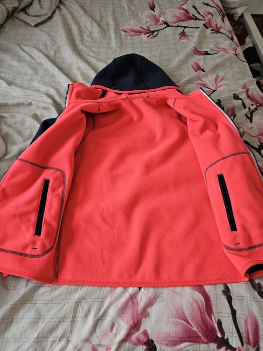 Geaca cu doua fete universală