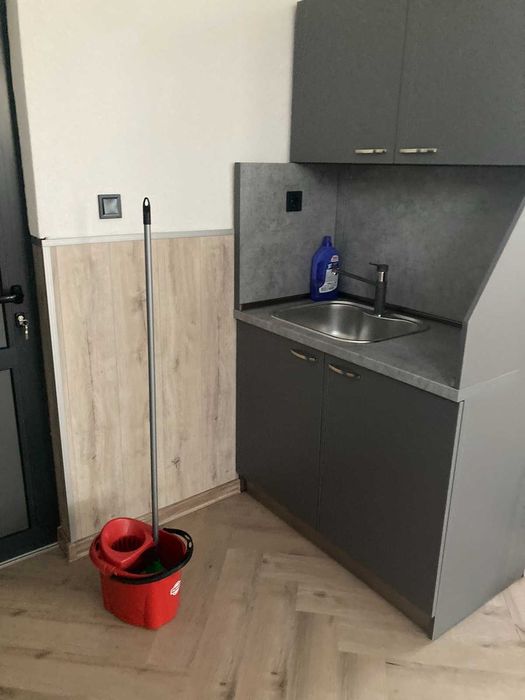 Търговско помещение под наем