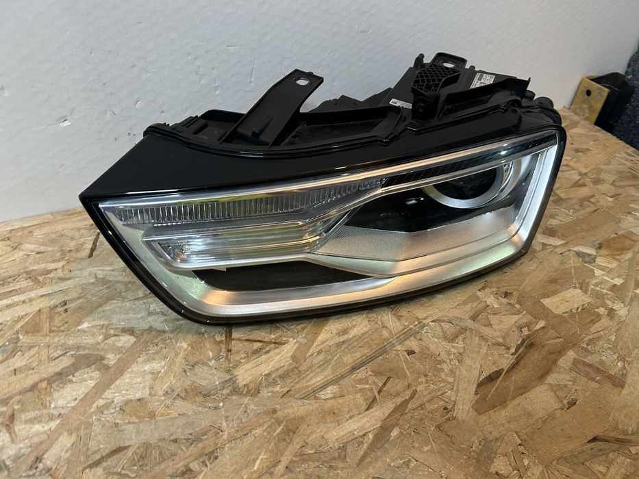 Far Faruri Audi Q3 facelift bi xenon 8U0941005C