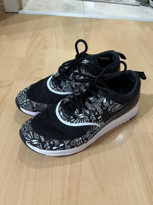 Nike Air Max Thea 37.5 размер