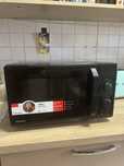 Cuptor cu microunde Toshiba Grill Matters