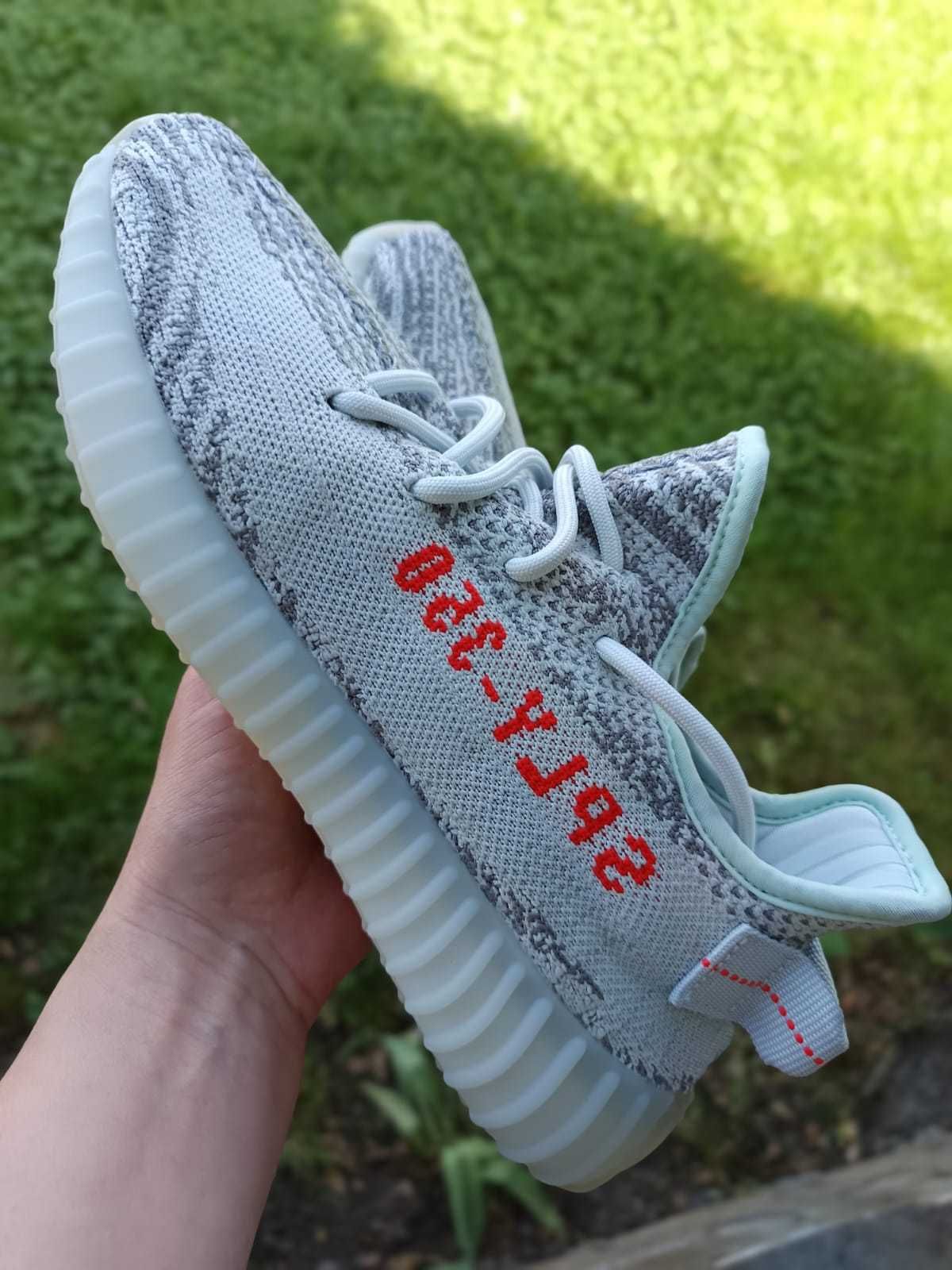 Adidas Yeezy Boost 350 V2 Blue Tint marime 37 1/3