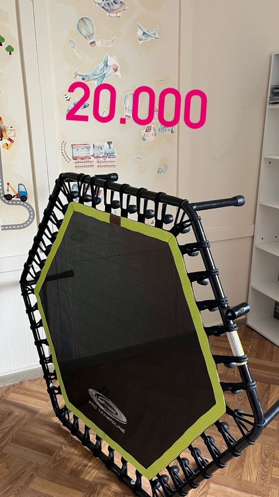 Продается срочно офисные материалы