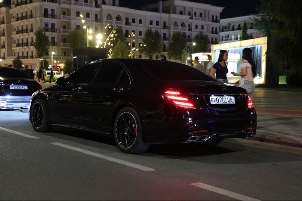 Mercedes Benz W222 S500 AMG ORIGINAL