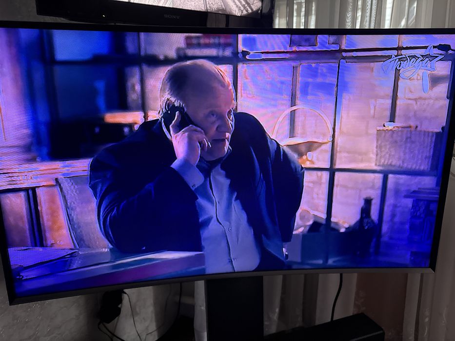 Продам телевизор самсунг