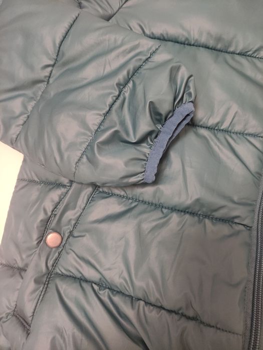 Есенно яке House S