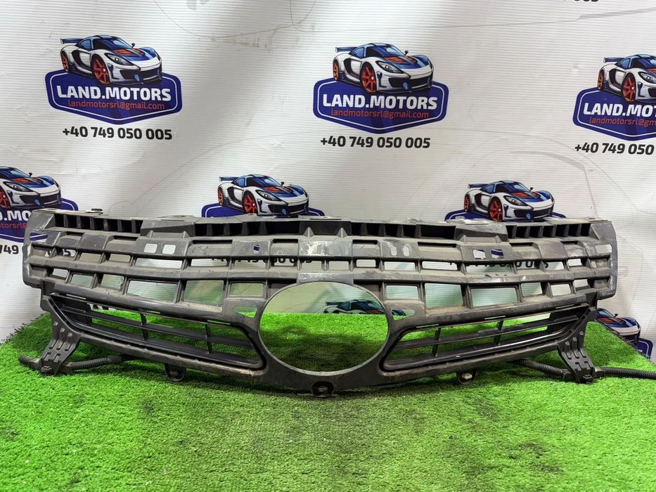 GRILĂ CENTRALĂ BARĂ FAȚĂ TOYOTA PRIUS 2012 HYBRID 1.8 BENZINA Hatchback COD OEM 5311147040 2009-2015