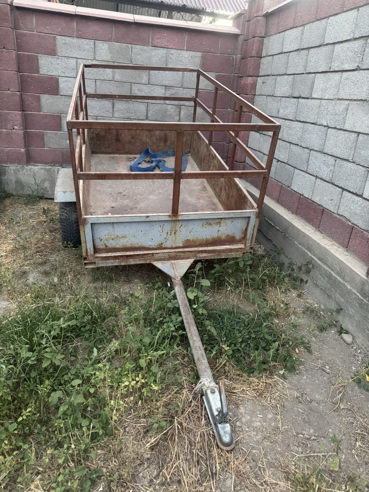 Прицеп автомобильный
