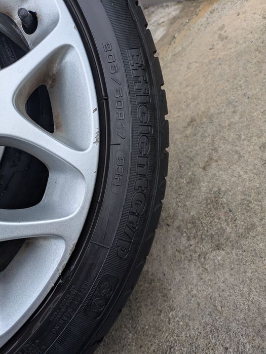 Jante Ford 7jx17 ET50, cod 8M5J-1007-AA + anvelope 205 50 R17