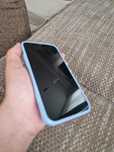 Iphone 12 puțin crapat pe spate