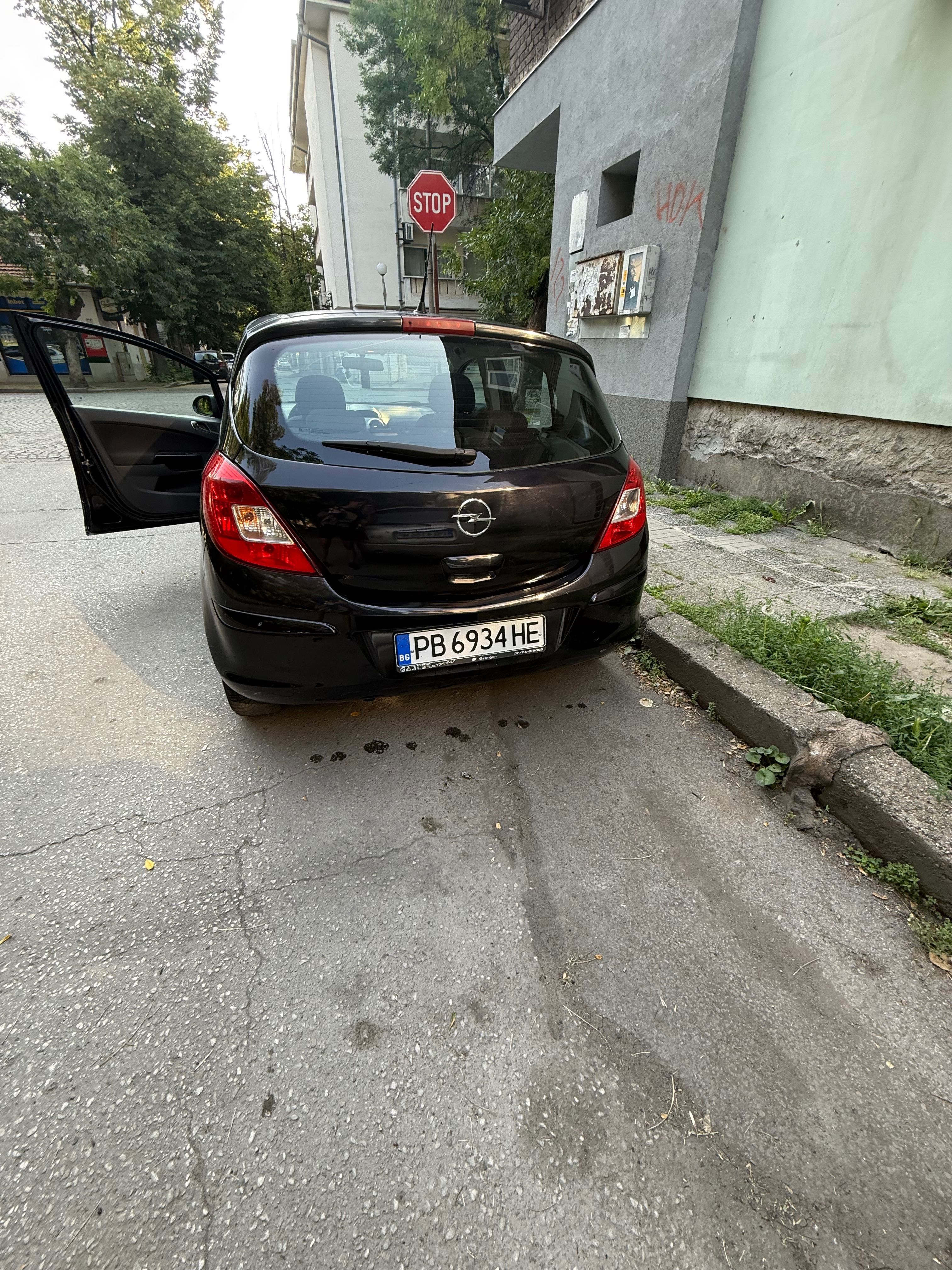 Opel corsa 1.2i 86кс