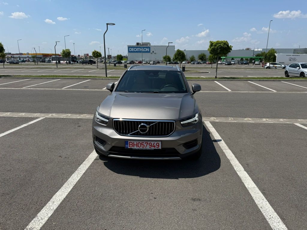 Volvo xc40  an 2020 full
