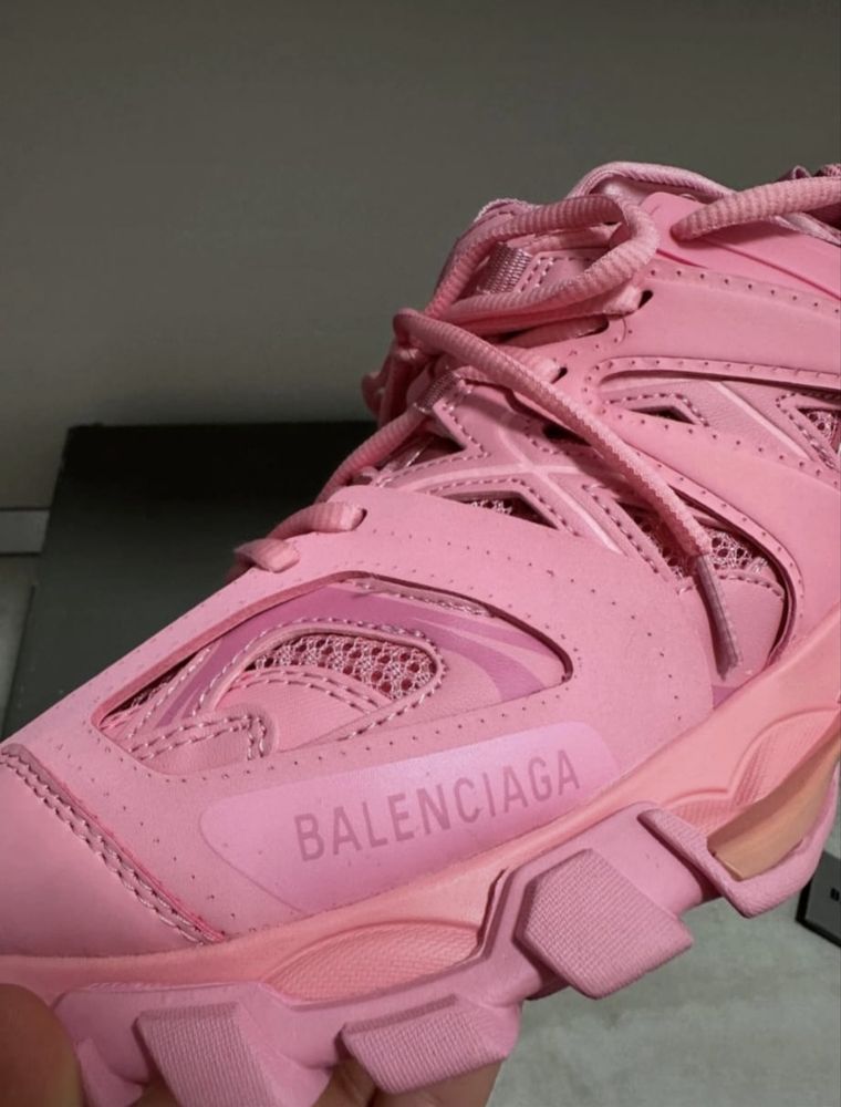 Balenciaga Track Roz
