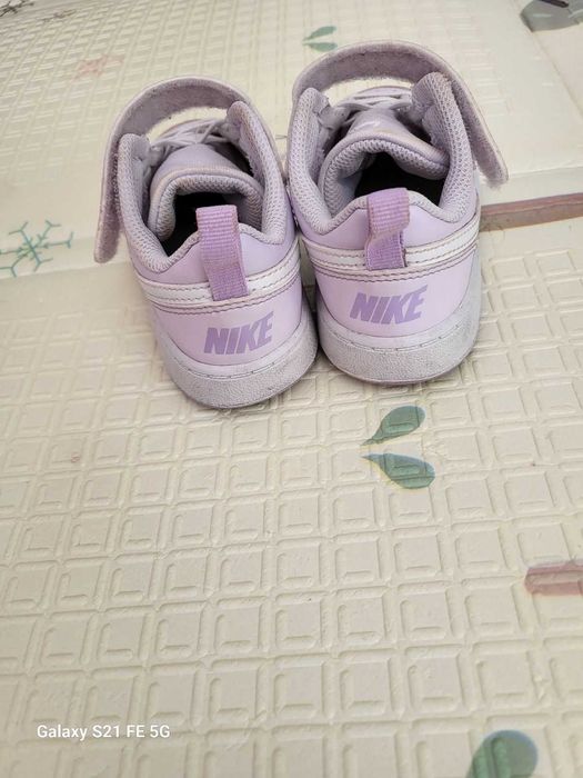 Детски спортни обувки Nike Court Borougt с велтро