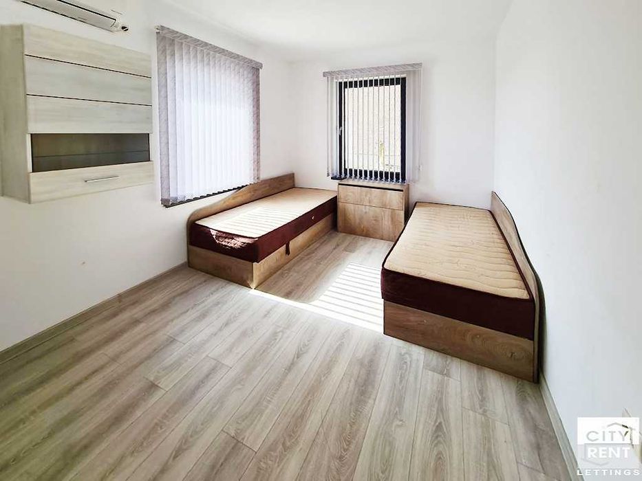 Дава се под наем Четиристаен апартамент в Велико Търново, Център - 95 кв.м за 460 € - Снимка #2