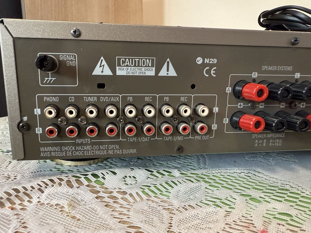 Denon PMA-655r съерео усилвател