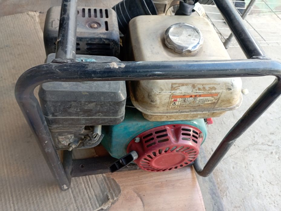 Продам мотопомпу