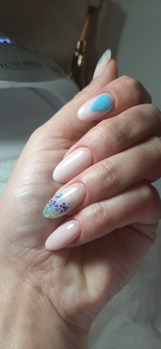 Manichiură și pedichiură