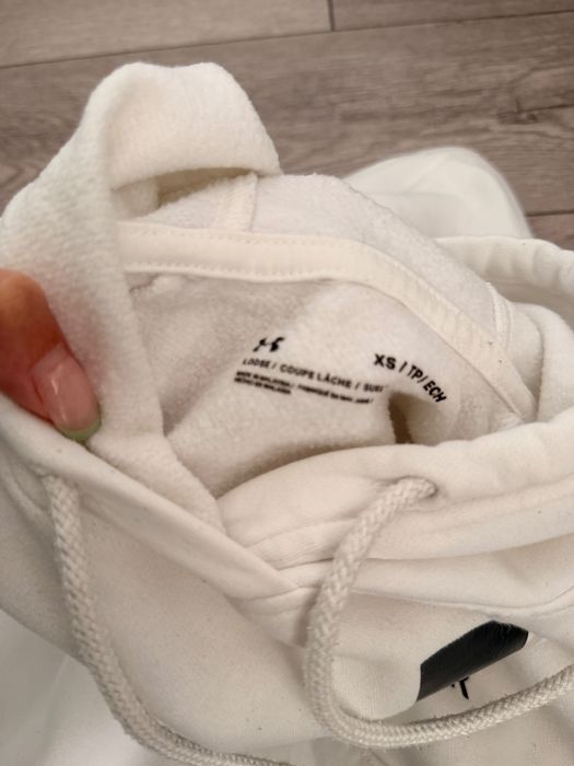 Дамски суитчер UnderArmour