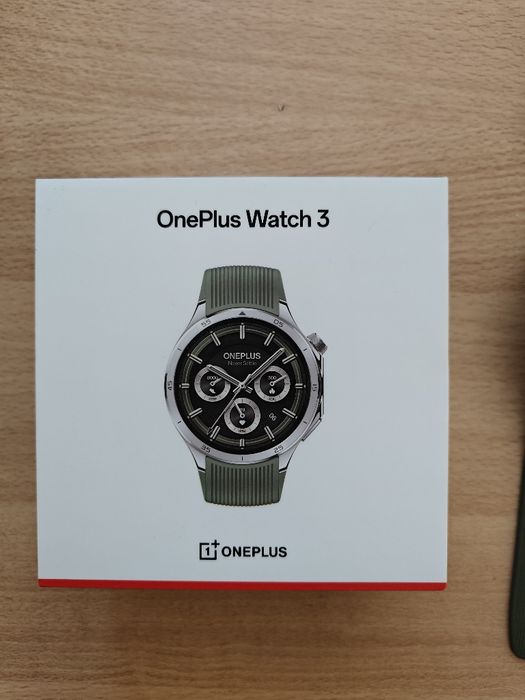 Умен часовник OnePlus Watch 3