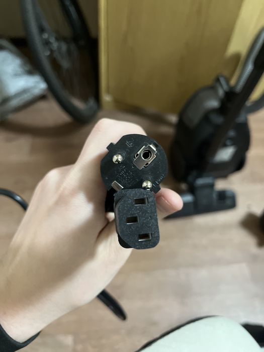 Шнур для блока питания