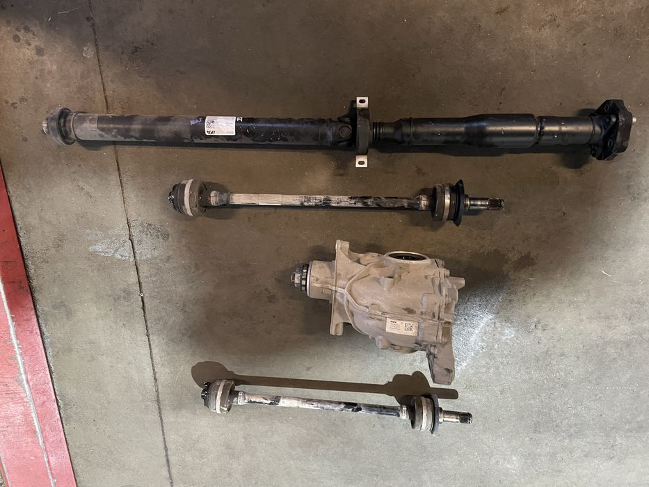 Диференциал/ полуоска БМВ Х3/ Х4, Г01 (diferencial bmw g01/ g02)