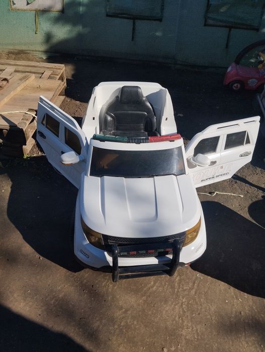 Mașinuță electrică