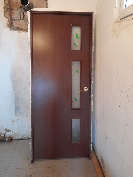 Продам двери 1 шт 7500 тг