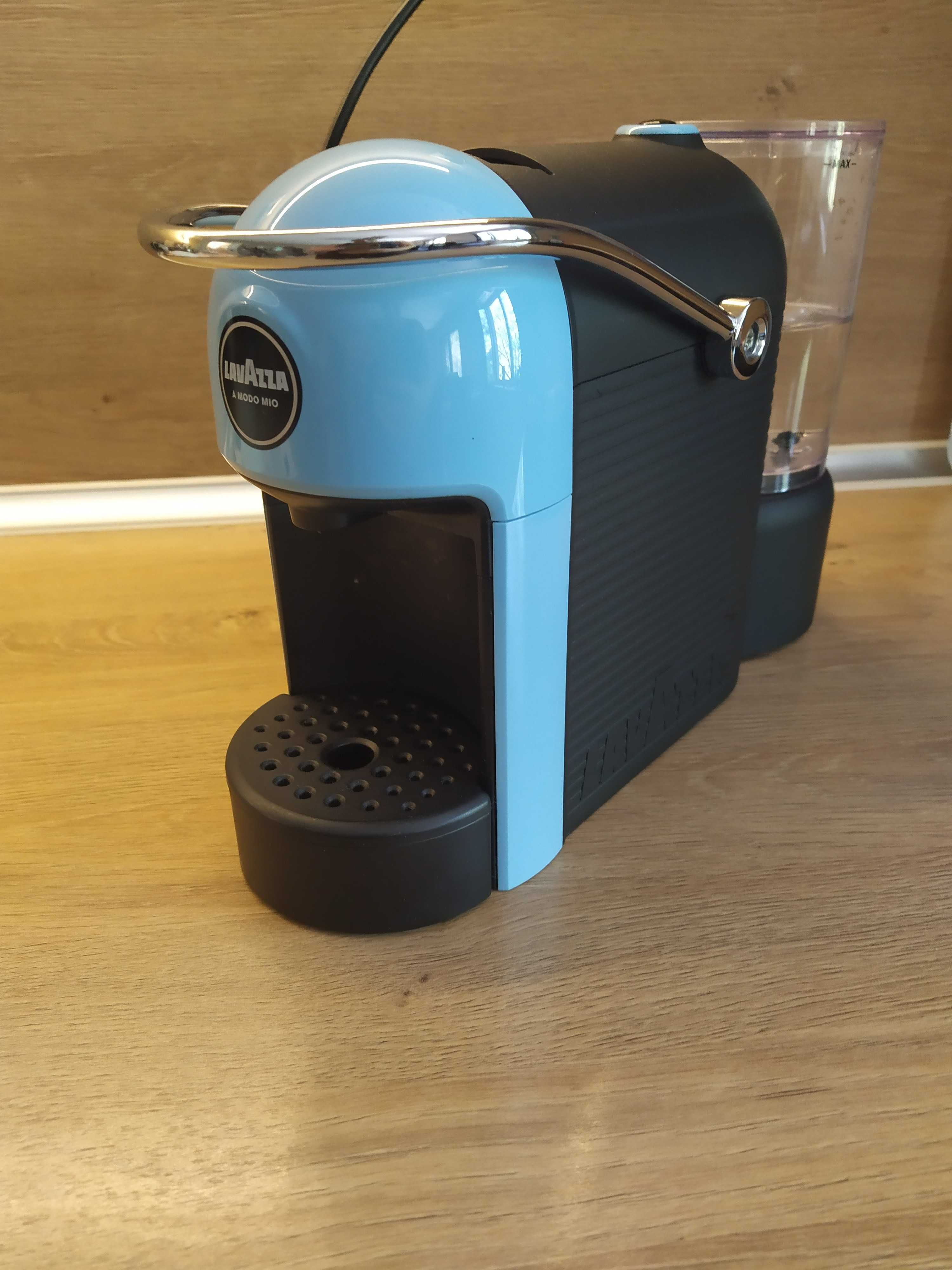 Кафе машина с капсули Lavazza Espresso, синя