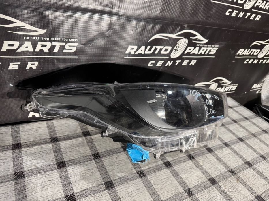 Far dreapta Toyota Yaris 2020/2021/2022/2023/2024