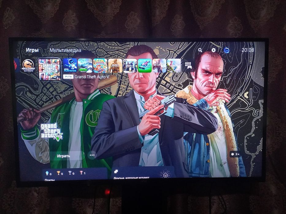 PS5 slim holati ideal tiniq 1TB original djoystik 2 o'yinlar yozigan.