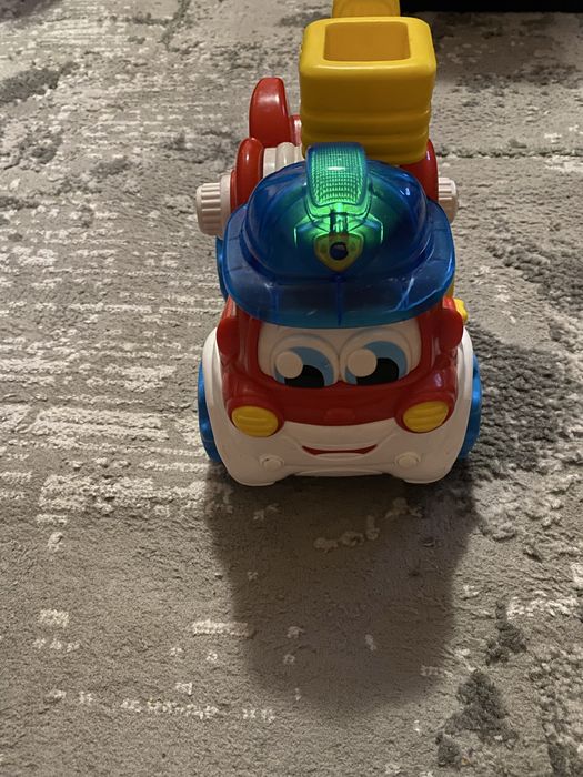 Интерактивна играчка