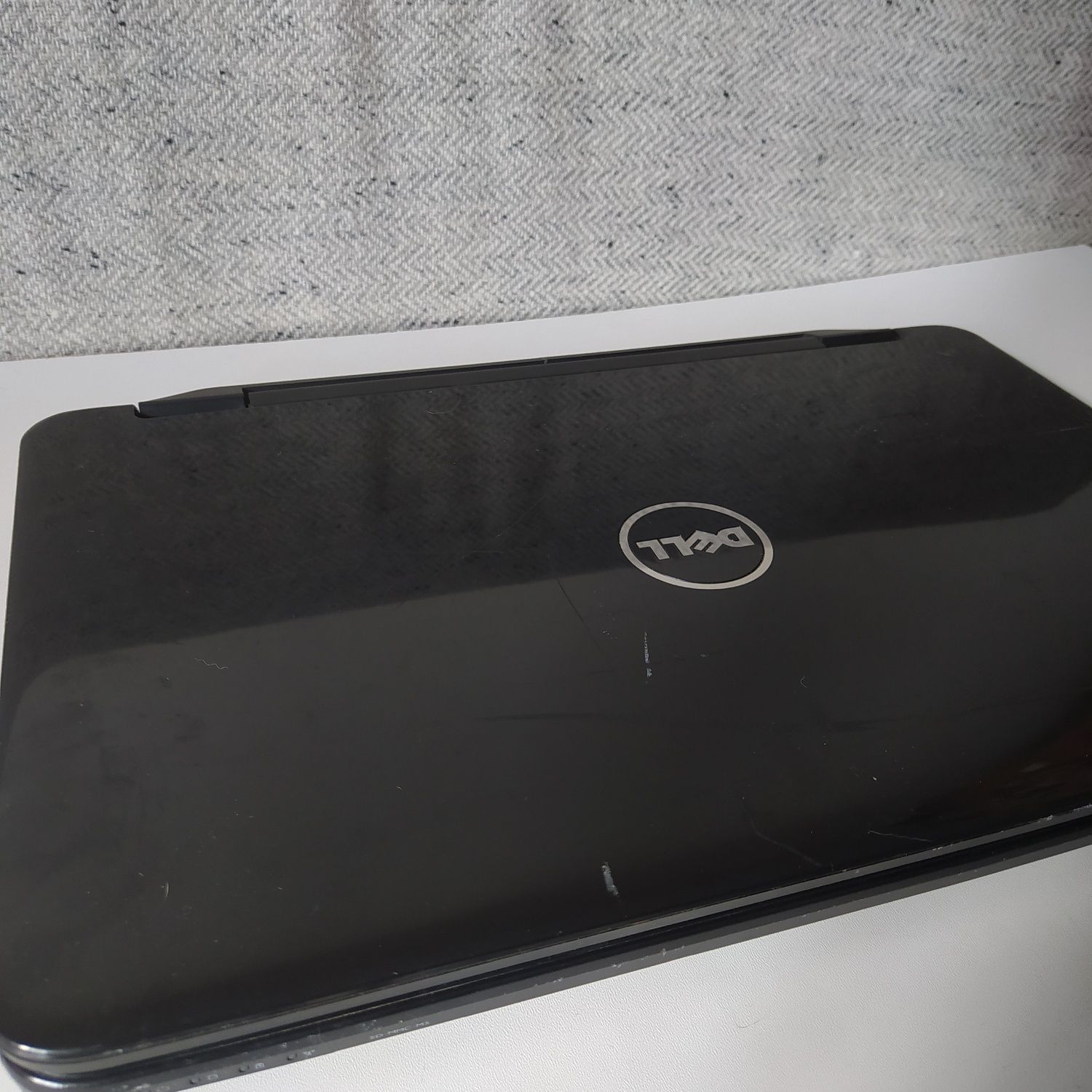 Dell Inspiron корпуси